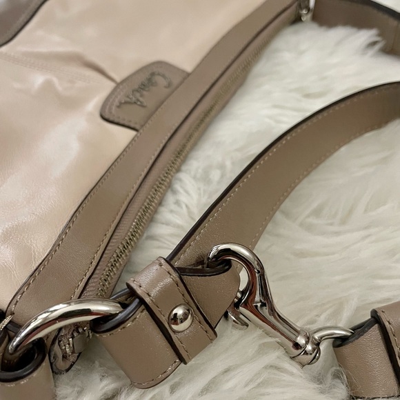 Coach Leather Purse with adjustable strap - Picture 2 of 4